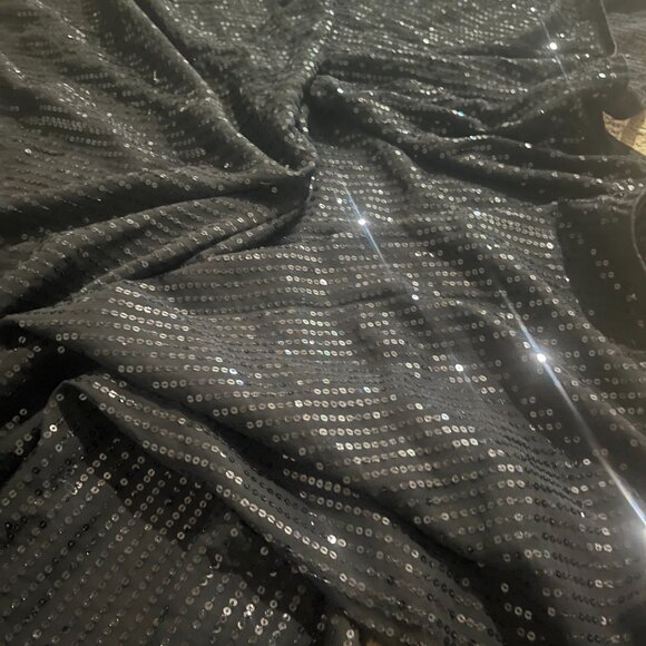 Black sequin saree - Picture 12 of 12